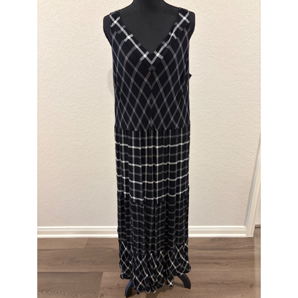 J. Jill Black White Plaid Tiered Sleeveless Maxi Dress V-Neck Lined Rayon